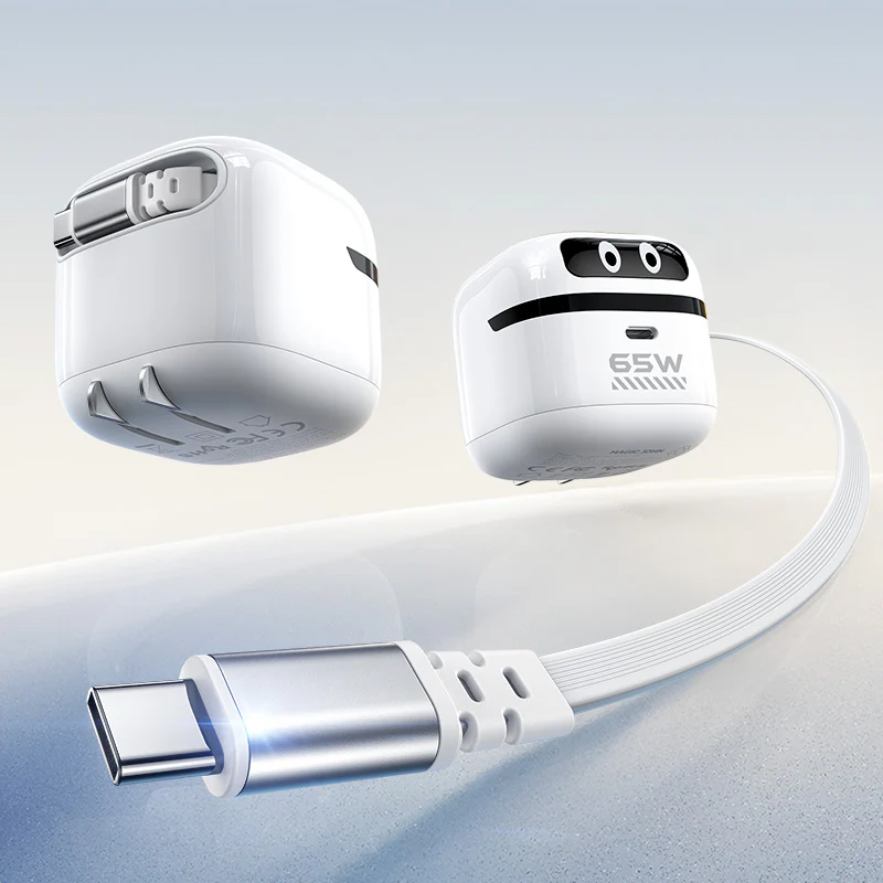 65W Robot Retractable GaN Charger - Image 3